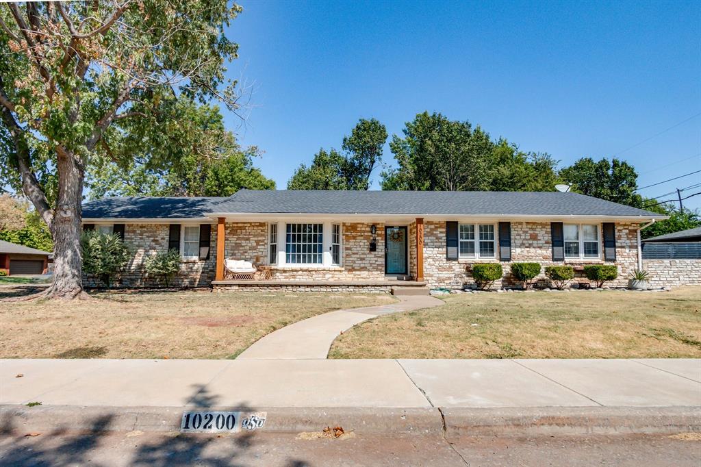 Sunnymeade Pl, Oklahoma City, OK 73120