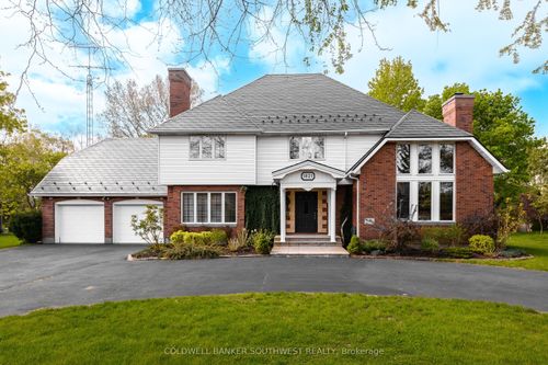 1821 Blackwell Rd, Sarnia, ON, N7X1A7 | Card Image