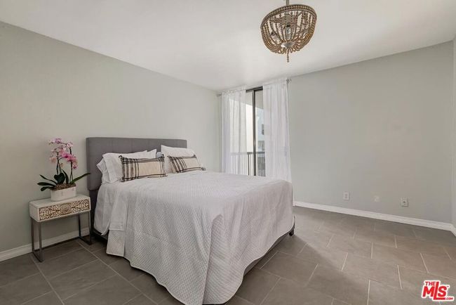 APT-418 - 906 N Doheny Dr, Condo with 1 bedrooms, 1 bathrooms and 1 parking in West Hollywood CA | Image 18