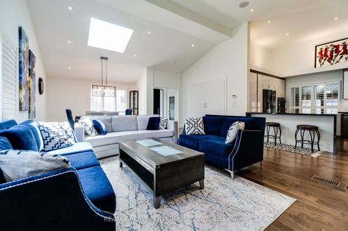 4280 Flitter Crt, Mississauga, ON, L5L2H8 | Card Image