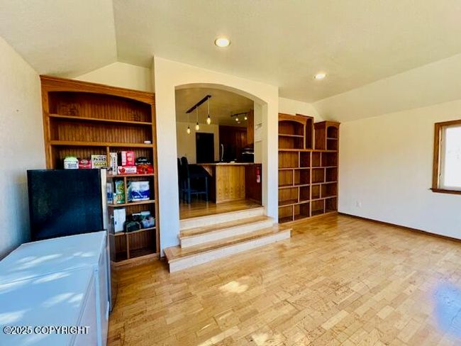 Family Room (8) | Image 44