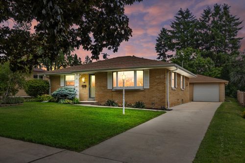 935 Virginia St, RACINE, WI, 53405 | Card Image