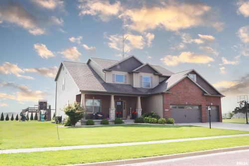 1709 Rustic Oak Dr, Washington, IL, 61571-8702 | Card Image