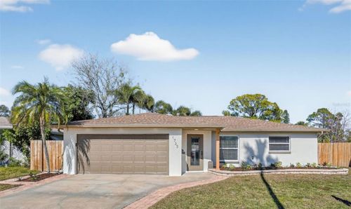 1735 Connecticut Ave Ne, ST PETERSBURG, FL, 33703-5432 | Card Image