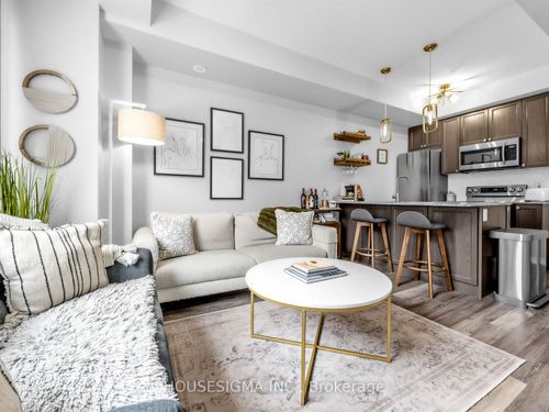 139-34 Fieldway Rd, Toronto, ON, M8Z0E3 | Card Image