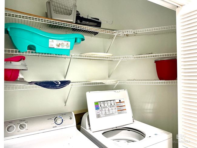 Laundry | Image 17
