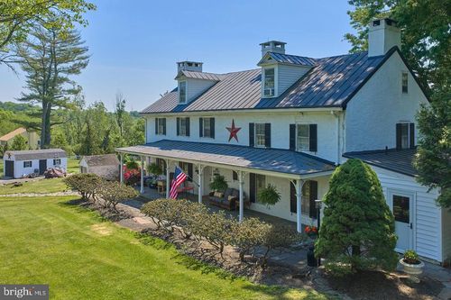 765 Swamp Rd, NEWTOWN, PA, 18940-9665 | Card Image