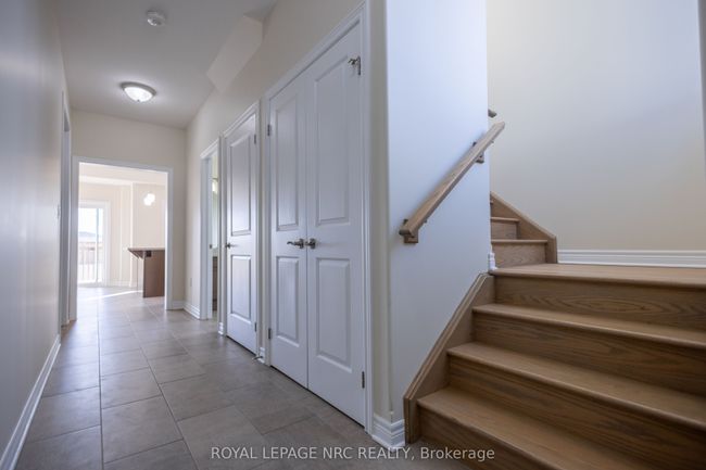 33 Cinnamon St, House other with 3 bedrooms, 3 bathrooms and 2 parking in Thorold ON | Image 4