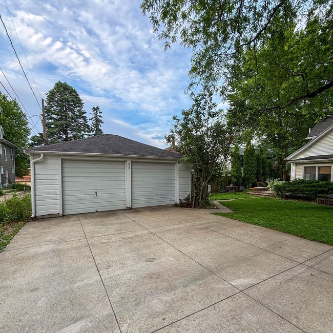 813 Clay St, House other with 3 bedrooms, 2 bathrooms and null parking in Cedar Falls IA | Image 30