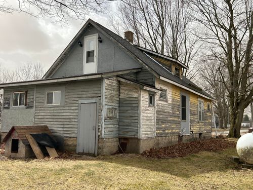 4748 Grove St, Coral, MI, 49322-9762 | Card Image