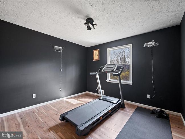 161 Apache Trl, House other with 3 bedrooms, 3 bathrooms and null parking in Chester Gap VA | Image 15