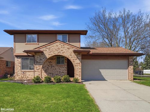 45833 Heatherwoode Lane, Macomb Township, MI, 48044 | Card Image