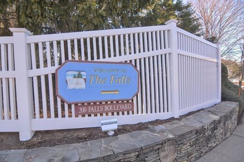 unit-f108-200 Falls Blvd, Quincy, MA, 02169-8161 | Card Image