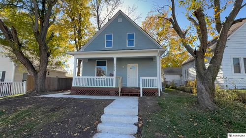 3719 X St, Omaha, NE, 68107-3249 | Card Image