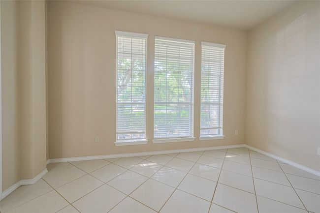 2206 Grand Shore Ct, House other with 4 bedrooms, 4 bathrooms and 2 parking in Pearland TX | Image 6