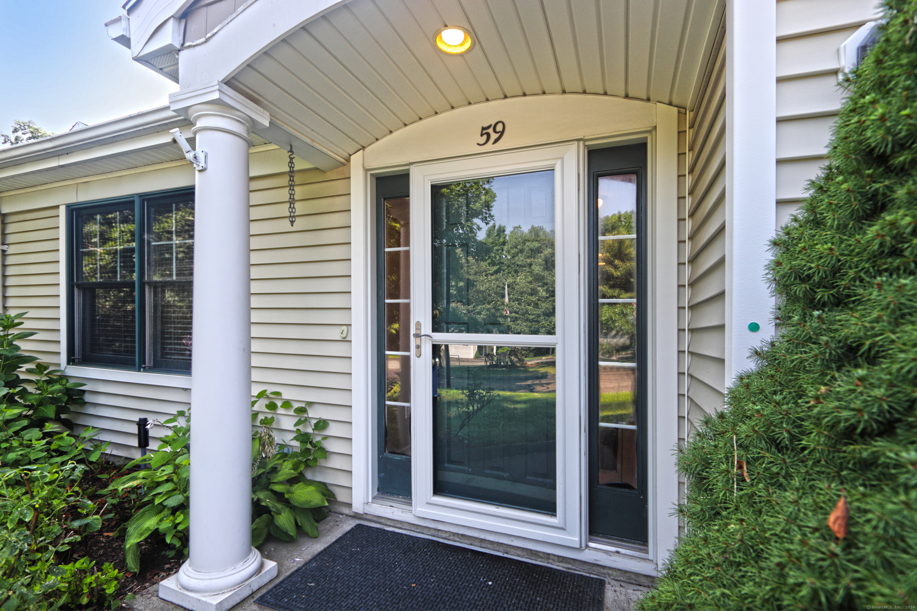 Red Cedar Cir, Orange, CT 06477