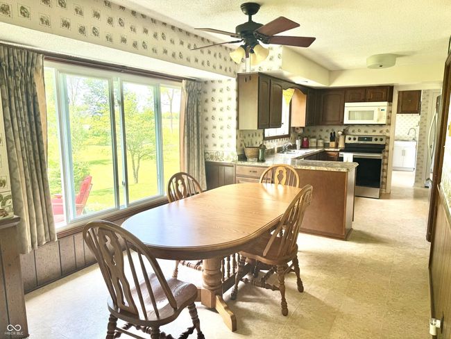 1550 S 100 W, House other with 3 bedrooms, 2 bathrooms and null parking in Hartford City IN | Image 33