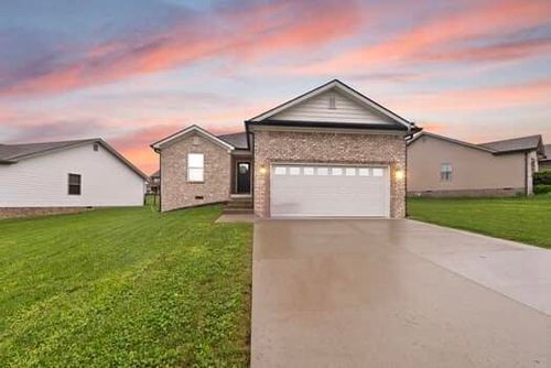 424 Middle Creek Way, Berea, KY, 40403-8696 | Card Image
