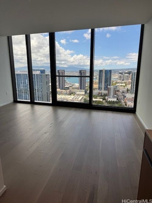 3013-333 Ward Ave, Honolulu, HI, 96814-4107 | Card Image