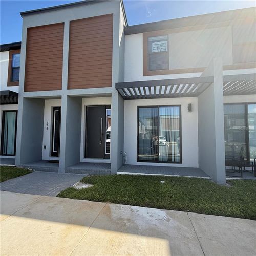 3245 Sustainable Way, KISSIMMEE, FL, 34747-2329 | Card Image