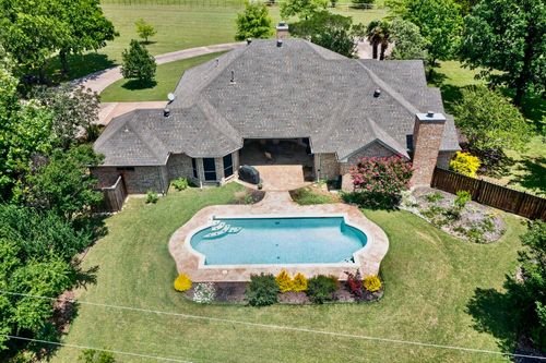 165 Johnson Ln, Ovilla, TX, 75154-1483 | Card Image