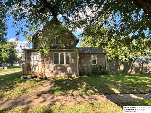 613 S 12th St, Tekamah, NE, 68061-1447 | Card Image