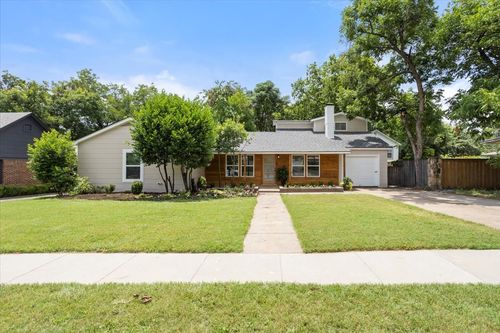 3004 Yucca Ave, Fort Worth, TX, 76111-4352 | Card Image