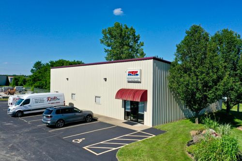 2107 E Central Ct, Springfield, MO, 65802-2276 | Card Image