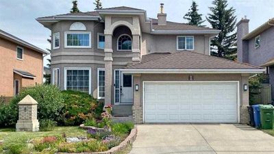 8 Arbour Glen Close Nw, House other with 4 bedrooms, 2 bathrooms and 4 parking in Calgary AB | Image 2