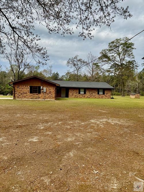 138 County Road 4232, Atlanta, TX, 75551-7154 | Card Image