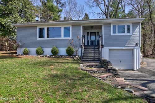 1142 Route 9p, Saratoga Springs, NY, 12866-7217 | Card Image