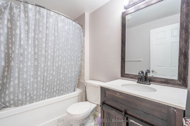 51 - 93 Hansen Rd N, Condo with 3 bedrooms, 2 bathrooms and 1 parking in Brampton ON | Image 5