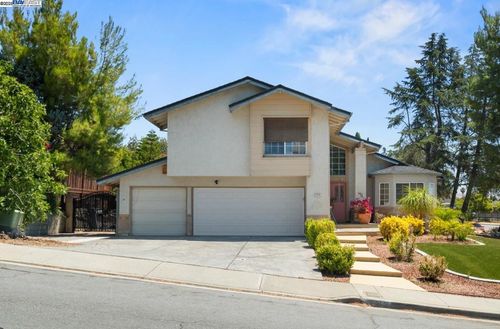 4996 Eberly Dr, San Jose, CA, 95111-3803 | Card Image