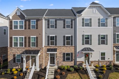 491 Nolan Cir, Cranberry Twp, PA, 16066-3472 | Card Image