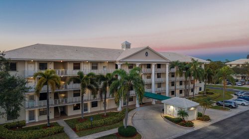 103-6049 Balboa Cir, Boca Raton, FL, 33433-8177 | Card Image