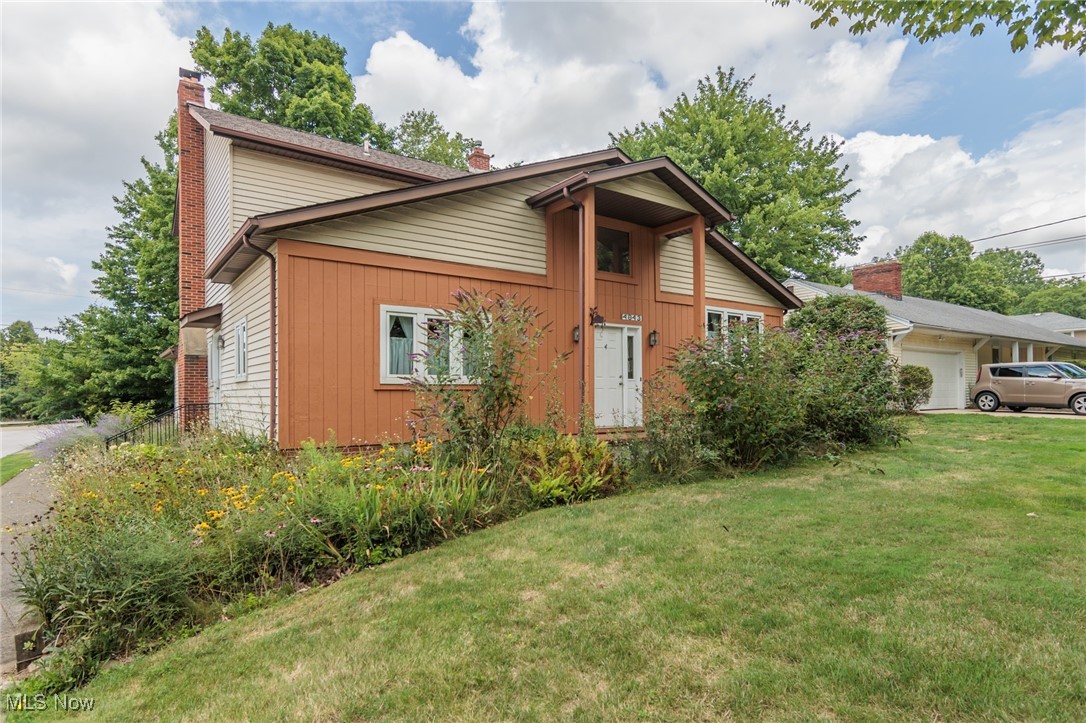 Donald Ave, Richmond Heights, OH 44143
