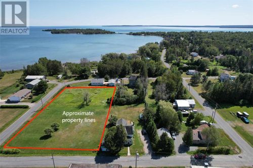 3 Crawford St, Bruce Mines, ON, P0R1C0 | Card Image