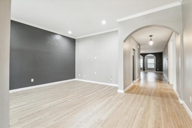 28519 Peper Hollow Ln, House other with 4 bedrooms, 3 bathrooms and 3 parking in Spring TX | Image 4
