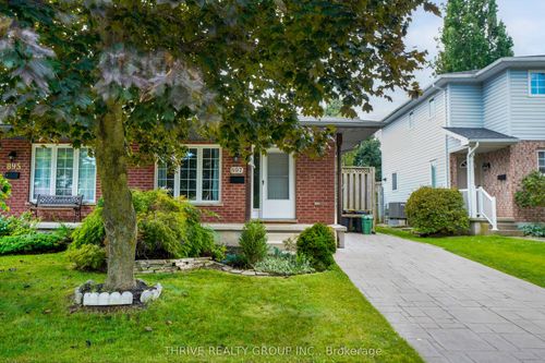897 Thistledown Way, London, ON, N6G4Z7 | Card Image