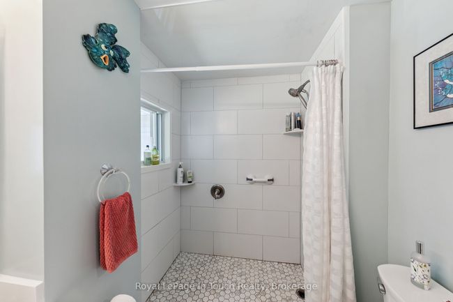 1443 Champlain Rd, House other with 5 bedrooms, 3 bathrooms and 6 parking in Tiny ON | Image 31