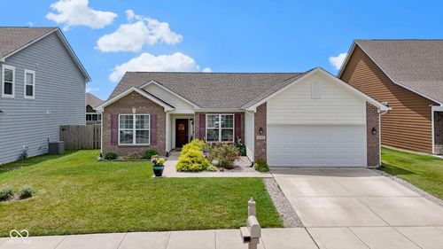 9101 Gordimer Cir, Indianapolis, IN, 46239-1683 | Card Image