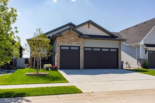 12 Emmett Cres, Red Deer, AB, T4P3G8 | Card Image