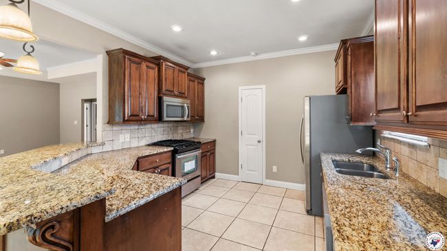 5005 Hidden Acres, House other with 3 bedrooms, 2 bathrooms and null parking in Texarkana TX | Image 9