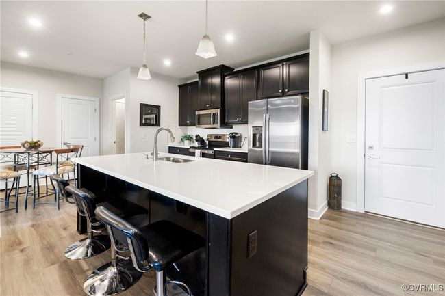 APT-204 - 3700 Maze Runner Dr, Condo with 2 bedrooms, 2 bathrooms and null parking in Midlothian VA | Image 6