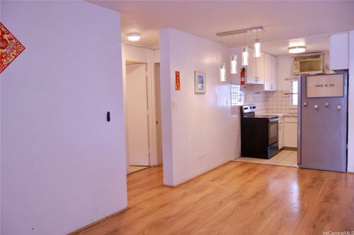 302-922 Kapahulu Ave, Honolulu, HI, 96816-1483 | Card Image