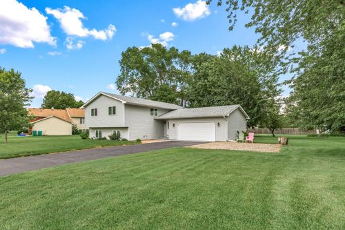 6672 Dawn Way, Inver Grove Heights, MN, 55076-2209 | Card Image