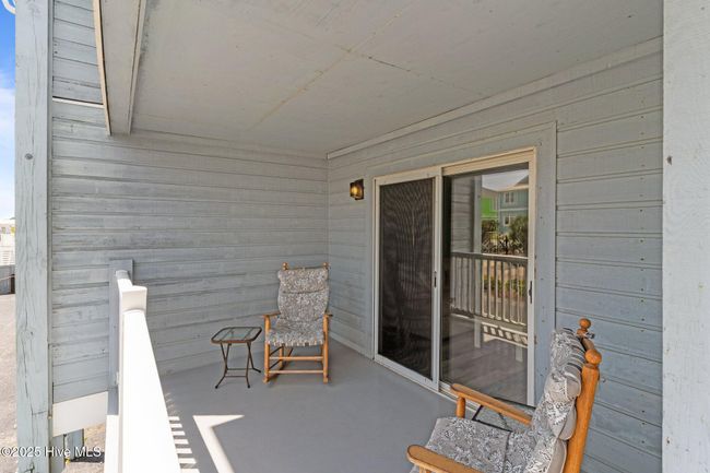 Balcony | Image 34