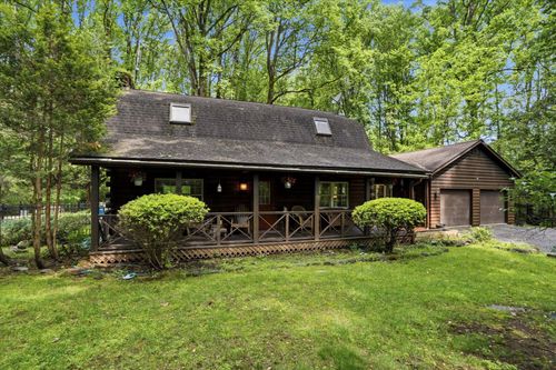 607 Kulp Rd, PERKIOMENVILLE, PA, 18074-9557 | Card Image
