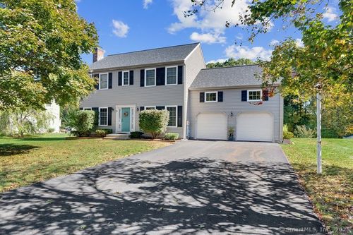6 Trailside Dr, Wallingford, CT, 06492-2590 | Card Image