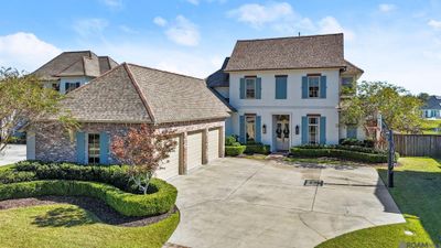 8839 Phaeton Crossing Dr, House other with 4 bedrooms, 3 bathrooms and null parking in Baton Rouge LA | Image 2